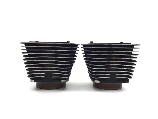 Front Rear Cylinder Jugs w Pistons 2006 Harley-Davidson Street Glide FLHXI 2972A