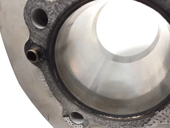 Front Rear Cylinder Jugs w Pistons 2004 Harley Softail Standard FXST 2916A