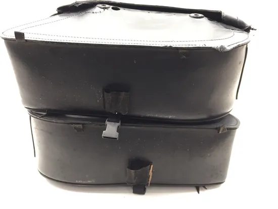 Saddleman Saddlebags 2004 Harley-Davidson Softail Standard FXST 2916A x