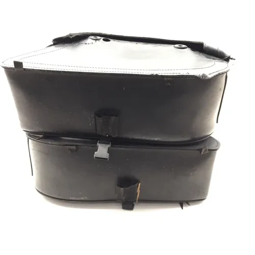Saddleman Saddlebags 2004 Harley-Davidson Softail Standard FXST 2916A x 20