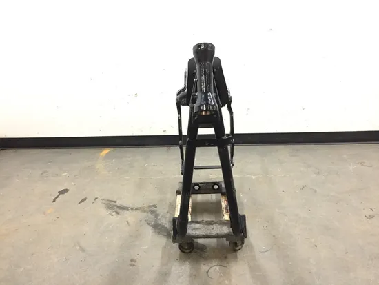 Main Frame Chassis CLN 2004 Harley-Davidson Softail Standard FXST 2916A