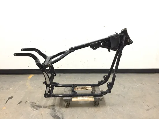 Main Frame Chassis CLN 2004 Harley-Davidson Softail Standard FXST 2916A
