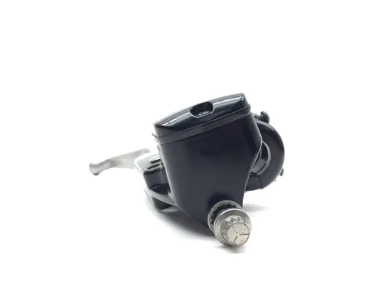 Front Brake Master Cylinder 2000 Harley-Davidson Electra Glide FLHT 2475