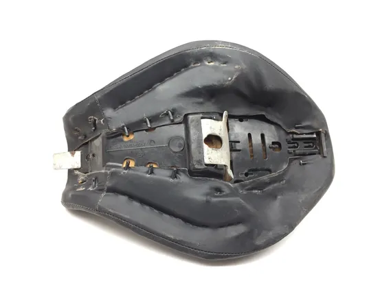 Seat 2014 Harley-Davidson Sportster 1200 Super Low XL1200T 2925A PARTS