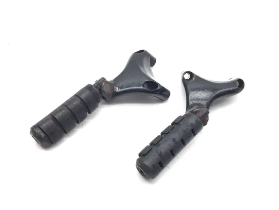 Left Right Set Passenger Peg Bracket 2013 Sportster 883 Super Low XL883L 2980A x