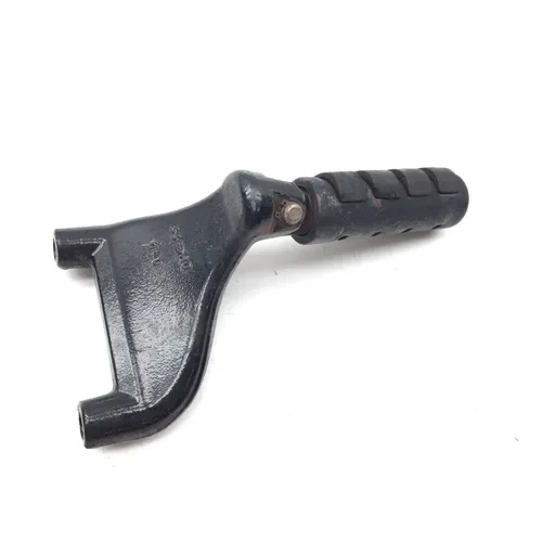 Left Right Set Passenger Peg Bracket 2013 Sportster 883 Super Low XL883L 2980A x 9