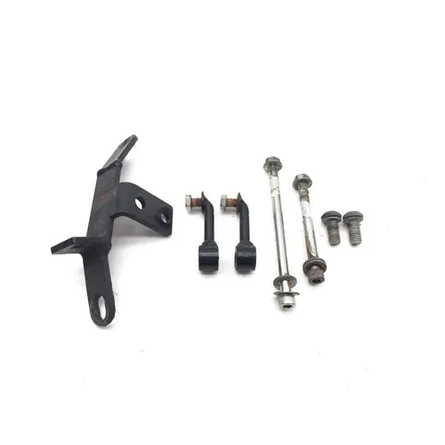 Gas Fuel Tank Bolts 2013 Harley-Davidson Sportster 883 Super Low XL883L 2980A 3