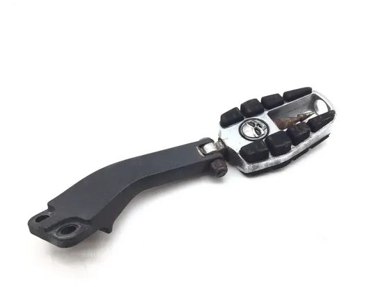 Left Right Set Passenger Peg Bracket 2006 Harley Dyna Low Rider FXDLI 2973A x