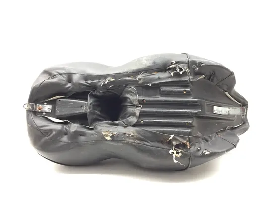 Seat 2005 Harley-Davidson Electra Glide Classic EFI FLHTCI 2965A x