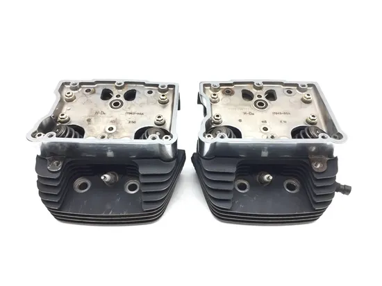Front Rear Cylinder Head Set 2009 Harley-Davidson Fatboy FLSTF 2979A x