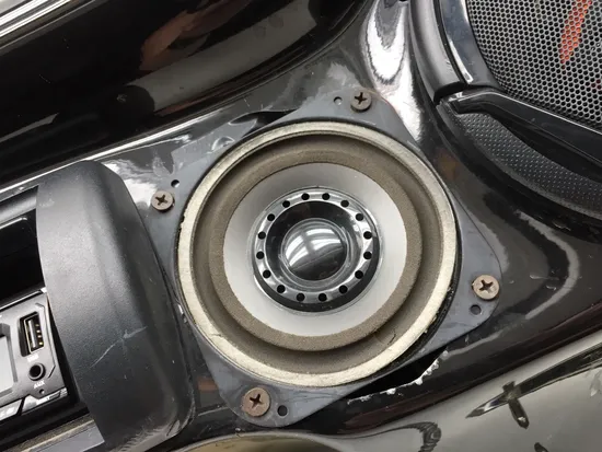 Front Batwing Fairing W Speakers Radio 1998 Suzuki Intruder 1500 VL1500 2987A x