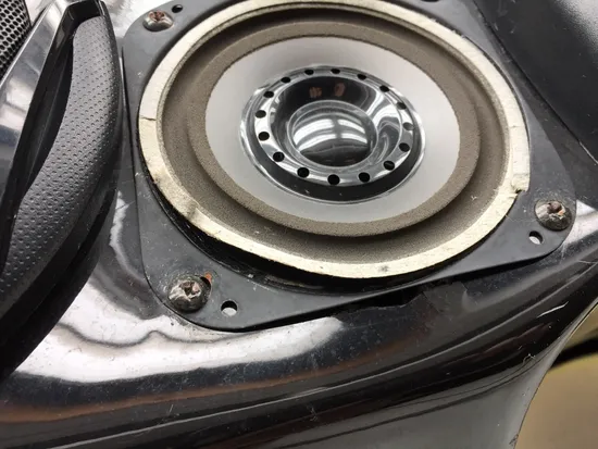 Front Batwing Fairing W Speakers Radio 1998 Suzuki Intruder 1500 VL1500 2987A x