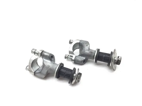 Handle Bar Mount Clamps 1997 Harley-Davidson Electra Glide FLHT 2989A