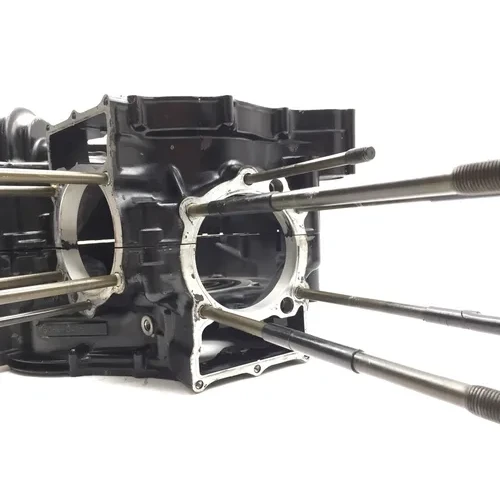 Engine Left Right Center Cases 2002 Yamaha V Star 1100 XVS1100A Classic 2984A 13