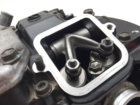 Engine Cylinder Head Complete W Cams Rear 2006 Suzuki Boulevard C50 2983A