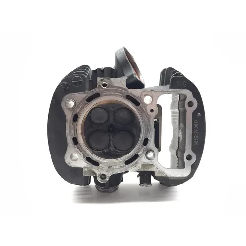 Engine Cylinder Head Complete W Cams Rear 2006 Suzuki Boulevard C50 2983A 2