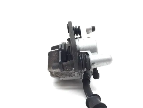 Front Brake Caliper 2006 Suzuki Boulevard C50 2983A