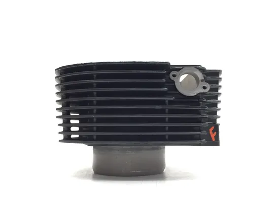 Engine Cylinder Jug W Piston Front 2005 Yamaha V Star 1100 Silverado 2960A