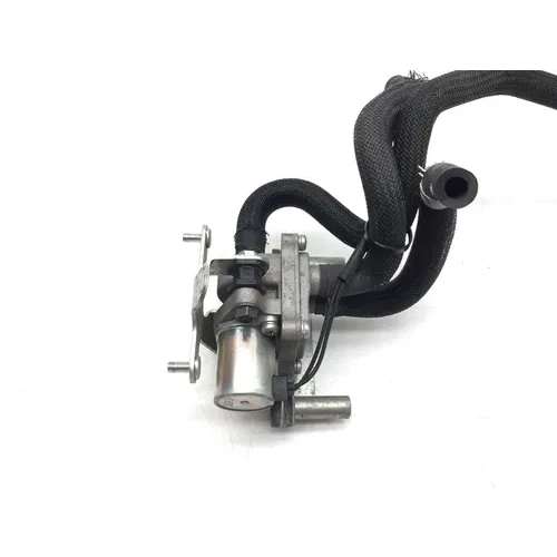 Air Valve Solenoid 2008 Suzuki Boulevard C50 2982A 11