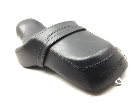 Seat 2008 Harley-Davidson Sportster 1200 Custom XL1200C 2967A x