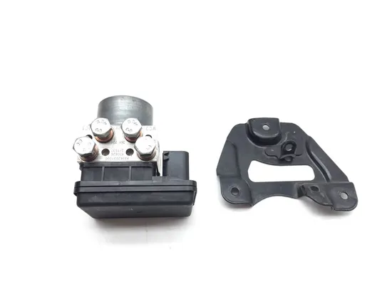 ABS Brake Pump Pressure Modulator 2017 KTM 390 Duke 2996A