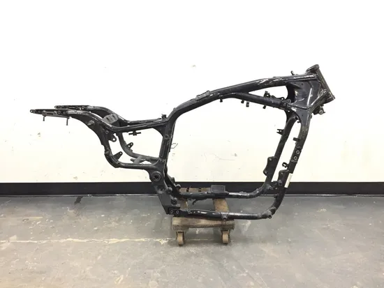 Main Frame Chassis 2002 Kawasaki Vulcan 1500 VN1500P Mean Streak 2952A x
