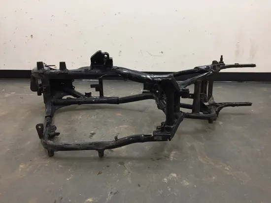 Main Frame Chassis 2005 Kawasaki Vulcan 1500 VN1500N Classic 2961A