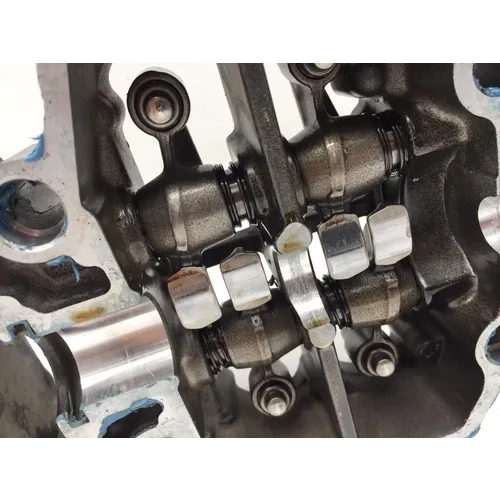 Engine Cylinder Head Complete Rear 2005 Kawasaki Vulcan 1500 Classic 2961A x 8