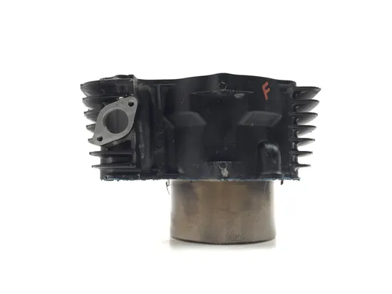 Engine Cylinder Jug W Piston Front 2005 Kawasaki Vulcan 1500 Classic 2961A x