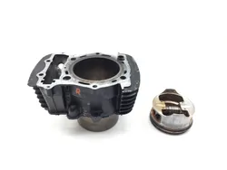 Engine Cylinder Jug W Piston Rear 2005 Kawasaki Vulcan 1500 Classic 2961A x