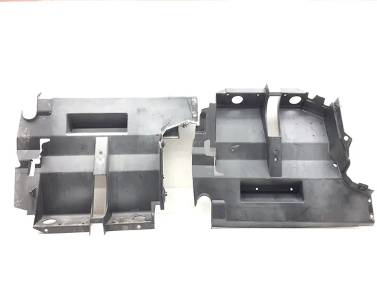 Left Front Lower Fender 2015 Can-Am Maverick 1000R 4x4 XMR DPS 2941A