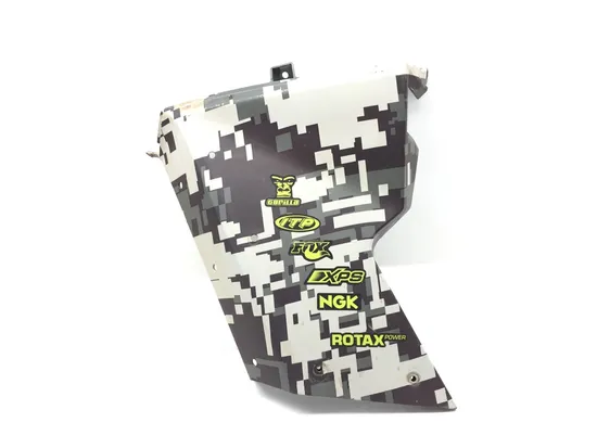 Left Front Lower Fender 2015 Can-Am Maverick 1000R 4x4 XMR DPS 2941A