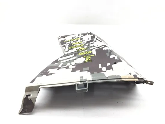 Left Front Lower Fender 2015 Can-Am Maverick 1000R 4x4 XMR DPS 2941A