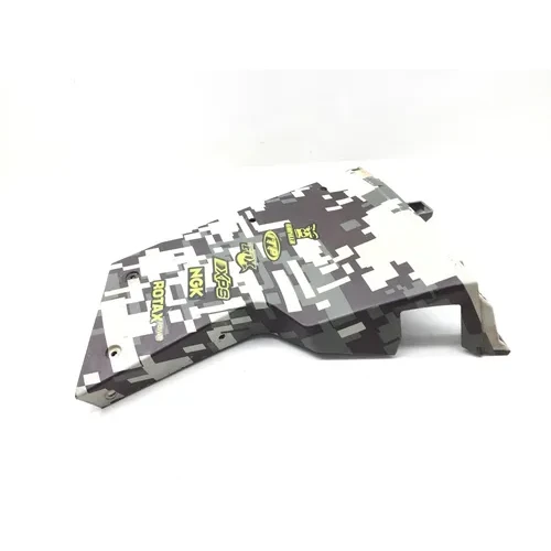 Left Front Lower Fender 2015 Can-Am Maverick 1000R 4x4 XMR DPS 2941A 9