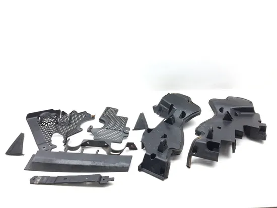 Misc Plastic Set 2015 Can-Am Maverick 1000R 4x4 XMR DPS 2941A