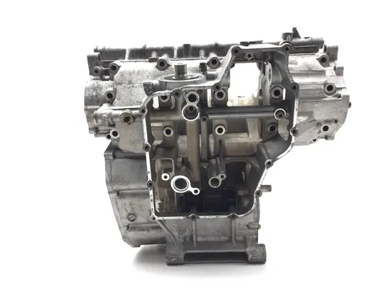 Upper Lower Center Cases Case 2001 Suzuki Hayabusa Busa GSX1300R 3011A