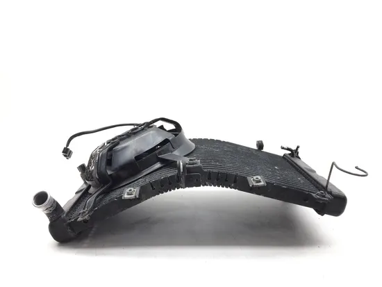 Radiator Cooling Front Fluid with Fan 2001 Suzuki Hayabusa Busa GSX1300R 3011A x