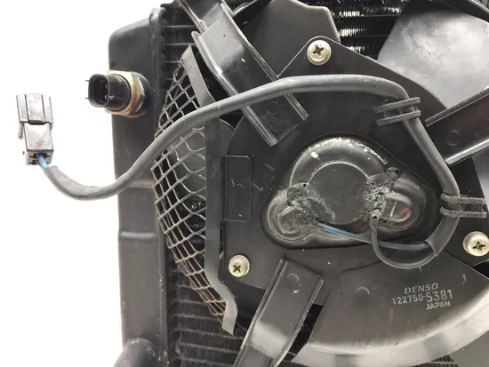 Radiator Cooling Front Fluid with Fan 2001 Suzuki Hayabusa Busa GSX1300R 3011A x