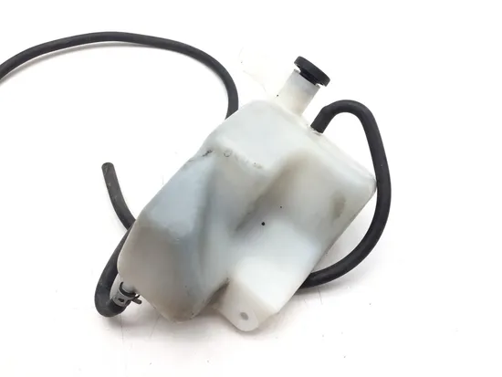 Engine Radiator Overflow Tank 2003 Suzuki Intruder Volusia 800 VL800 2962A