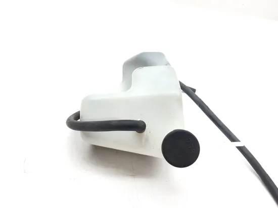 Engine Radiator Overflow Tank 2003 Suzuki Intruder Volusia 800 VL800 2962A