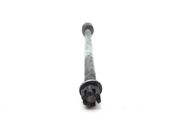 Rear Wheel Axle 2003 Suzuki Intruder Volusia 800 VL800 2962A