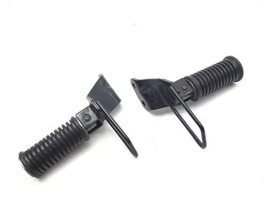 Left Right Set Passenger Peg Bracket 2003 Suzuki Intruder Volusia 800 2962A