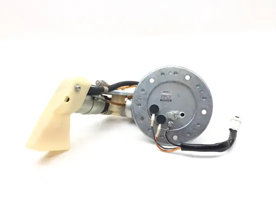 Gas Fuel Tank Pump 2005 Suzuki Boulevard C50 2957A