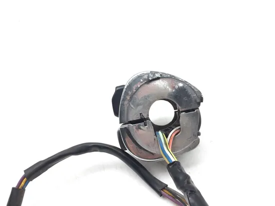 Left Headlight Bar Switch 2006 Harley-Davidson Road King EFI FLHRI 3014A x