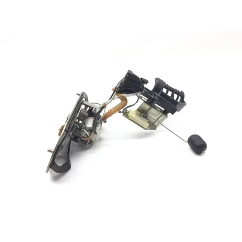 Gas Fuel Tank Pump 2006 Harley-Davidson Road King EFI FLHRI 3014A 4