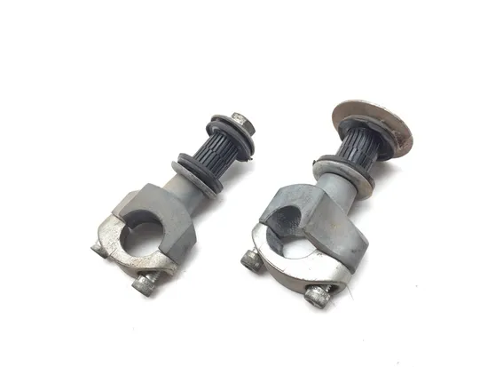 Handle Bar Mount Clamps 2006 Harley-Davidson Road King EFI FLHRI 3014A