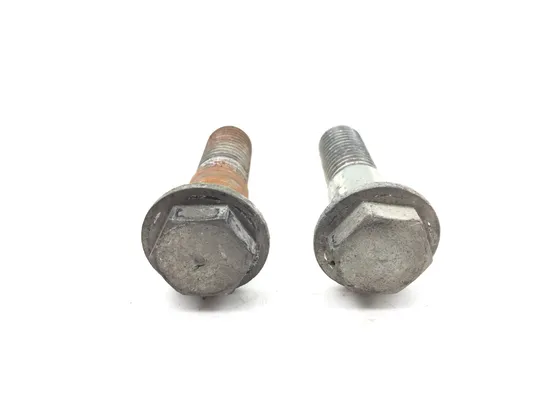 Swing Arm Swingarm Bolt 2009 Harley-Davidson Sportster 1200 Low XL1200L 3016A