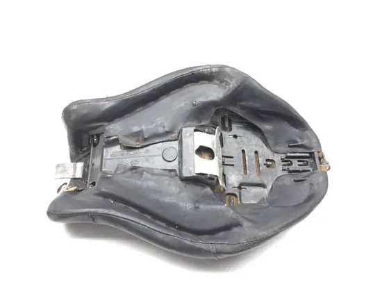 Seat 2009 Harley-Davidson Sportster 1200 Low XL1200L 3016A