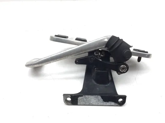 Right Floorboard With Brake Pedal 2001 Victory V92C Deluxe 2974A x