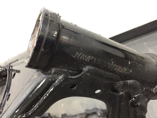 Main Frame Chassis 2003 Yamaha V Star 1100 XVS1100AW Classic 2948A PARTS